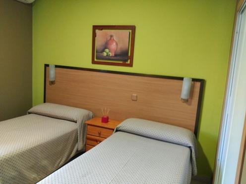 Hostal Ds Velilla de San Antonio Eksteriør billede